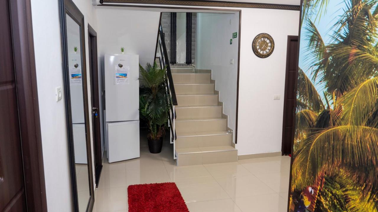 Casa Sebastian Hotel Костинещи Екстериор снимка