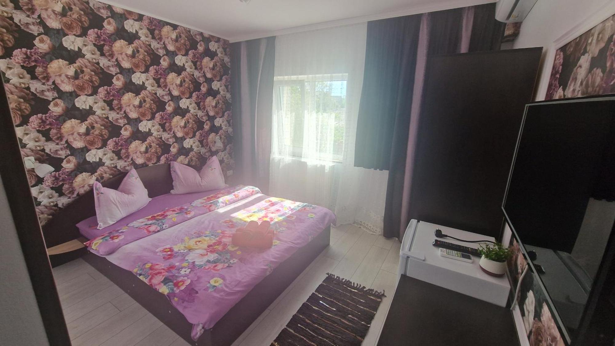 Casa Sebastian Hotel Костинещи Стая снимка