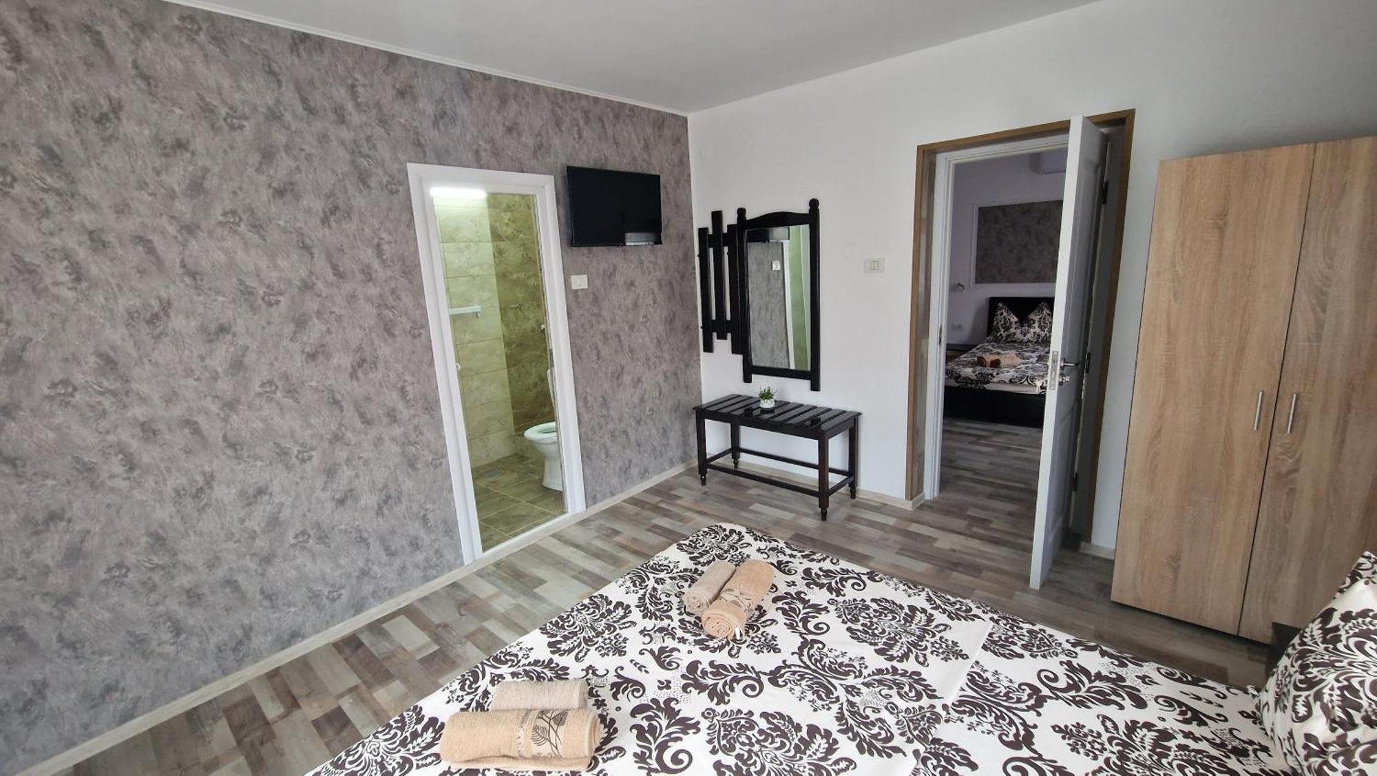 Casa Sebastian Hotel Костинещи Стая снимка