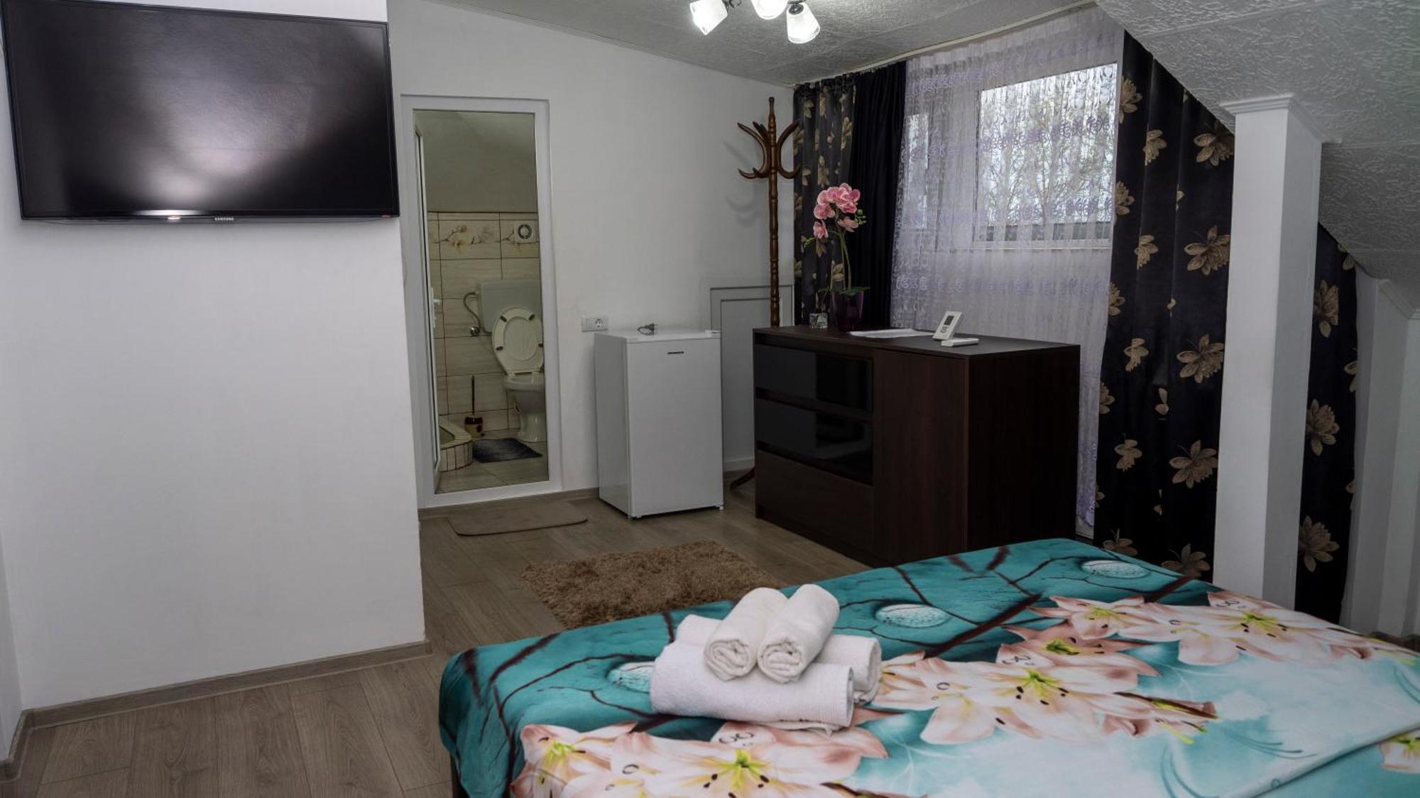 Casa Sebastian Hotel Костинещи Стая снимка
