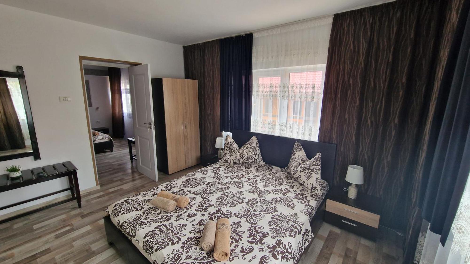 Casa Sebastian Hotel Костинещи Стая снимка