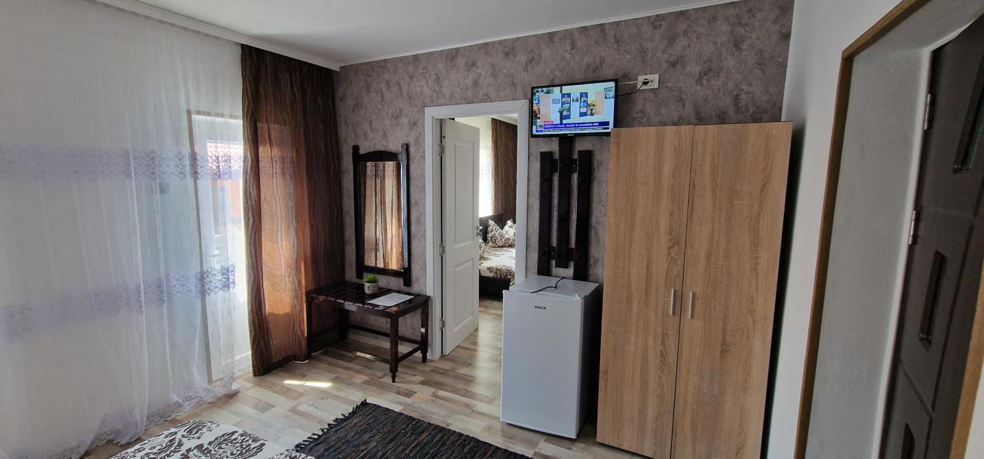 Casa Sebastian Hotel Костинещи Стая снимка
